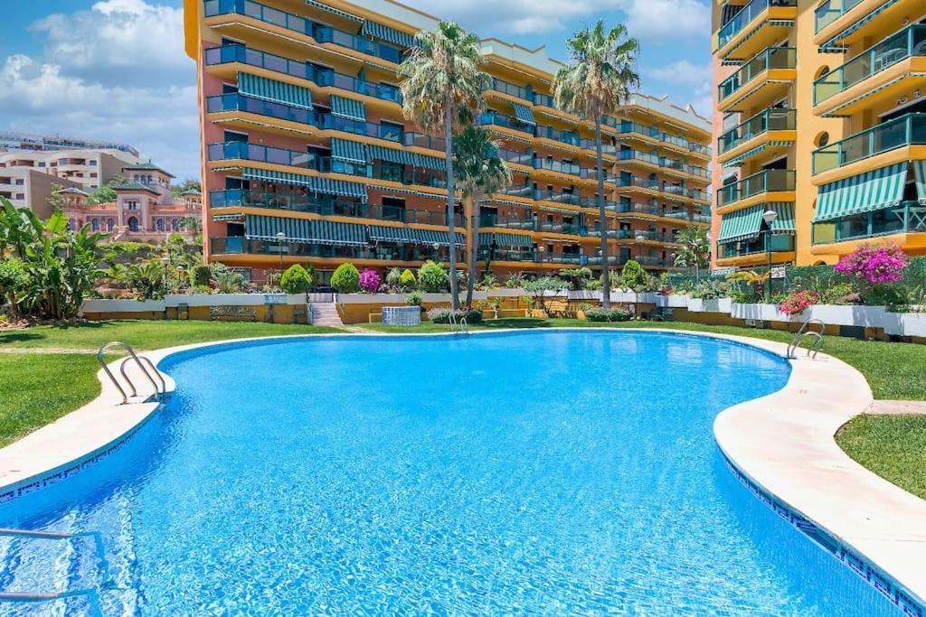 Primera Linea De Playa Torremolinos Exterior photo